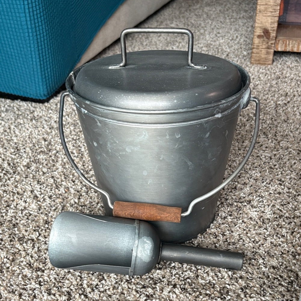 Crate & Barrel Ice Bucket with Scoop